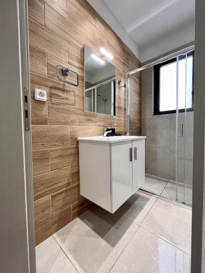 Chic Getaway Near Stavros Niarchos Apartment Athens Exterior photo