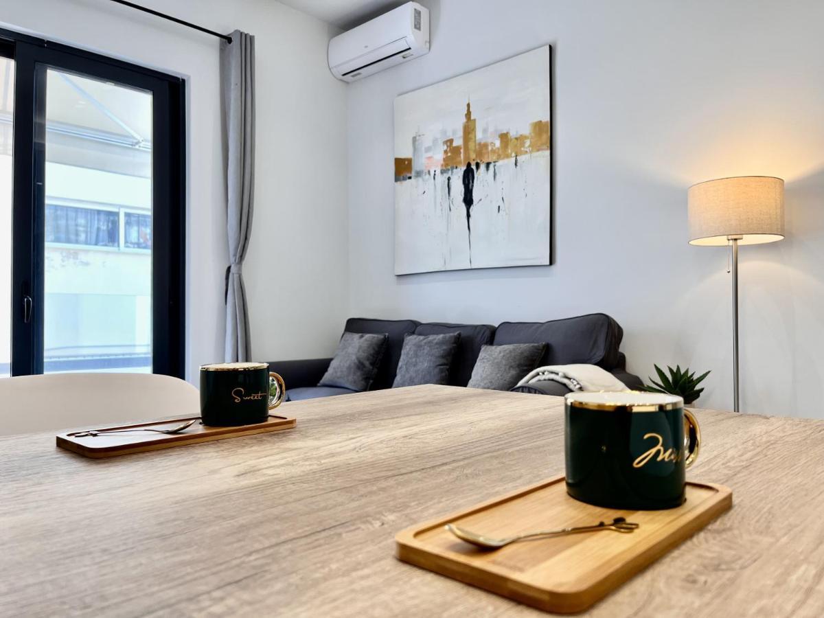 Chic Getaway Near Stavros Niarchos Apartment Athens Exterior photo
