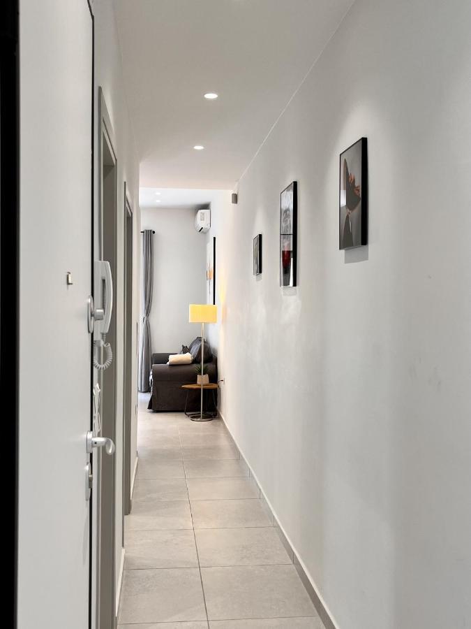 Chic Getaway Near Stavros Niarchos Apartment Athens Exterior photo